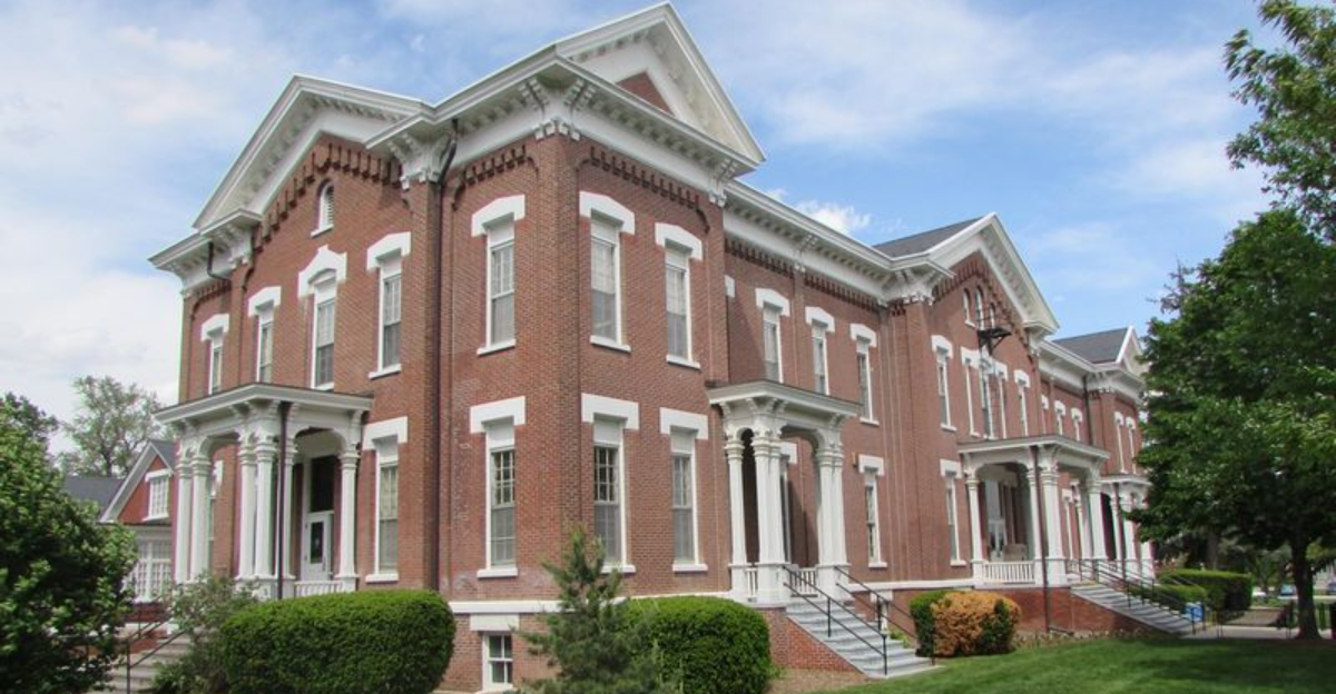 20 Million-Dollar Century Homes in Nebraska That Are Architectural Gems