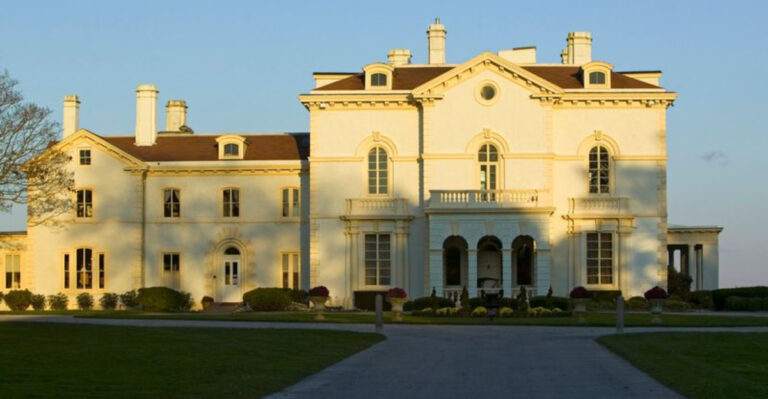 20 Of The Grandest Mansions Built Or Bought By Astor Family Members Over The Years