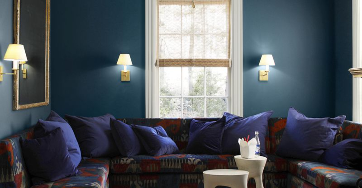 21 Dark Blue Paint Colors for Chic and Moody Spaces Designers Swear By