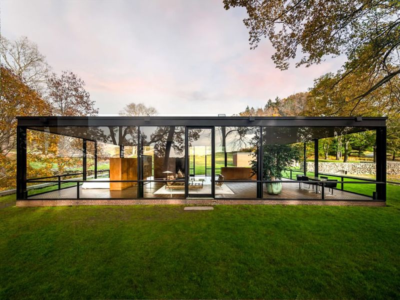 Glass House, New Canaan, USA