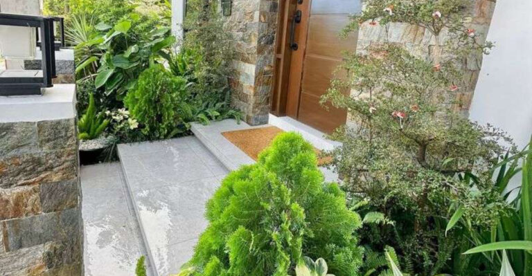 25 Practical Stone and Greenery Home Decor Ideas