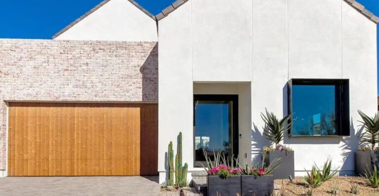 26 Home Exterior Features That Make Your House Look Dated, According to a Contractor