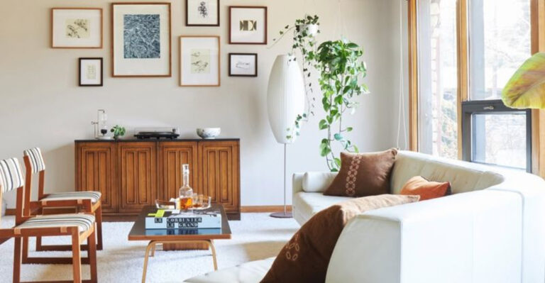 28 Midcentury-Modern Living Rooms That Prove Why The Style Is Timeless