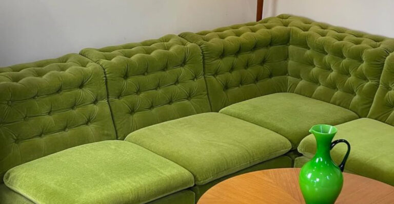 30 Retro Furniture Pieces That Are Surprisingly Perfect for Modern Spaces