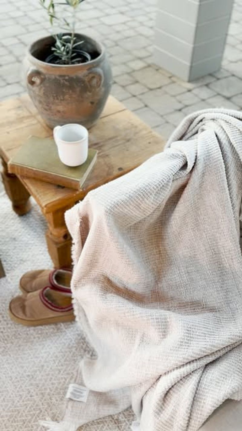 Soft Linen Throws