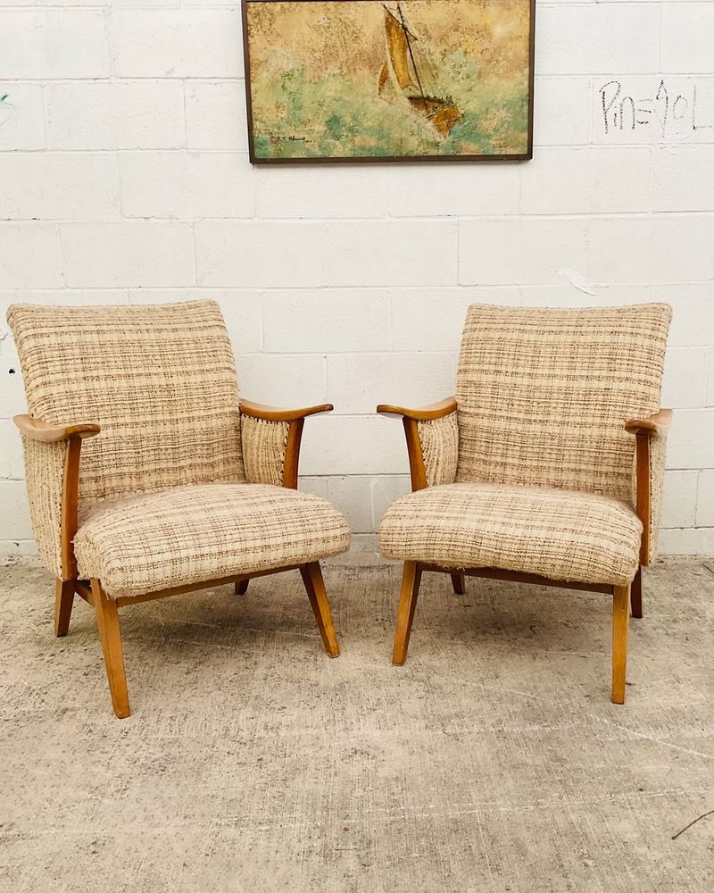 Mid-Century Modern Chairs