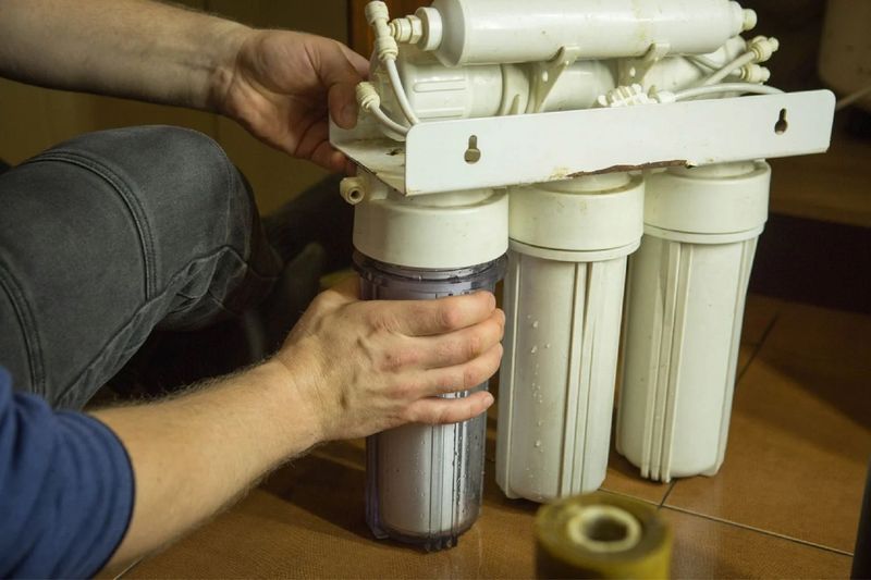 Installing a Water Filter