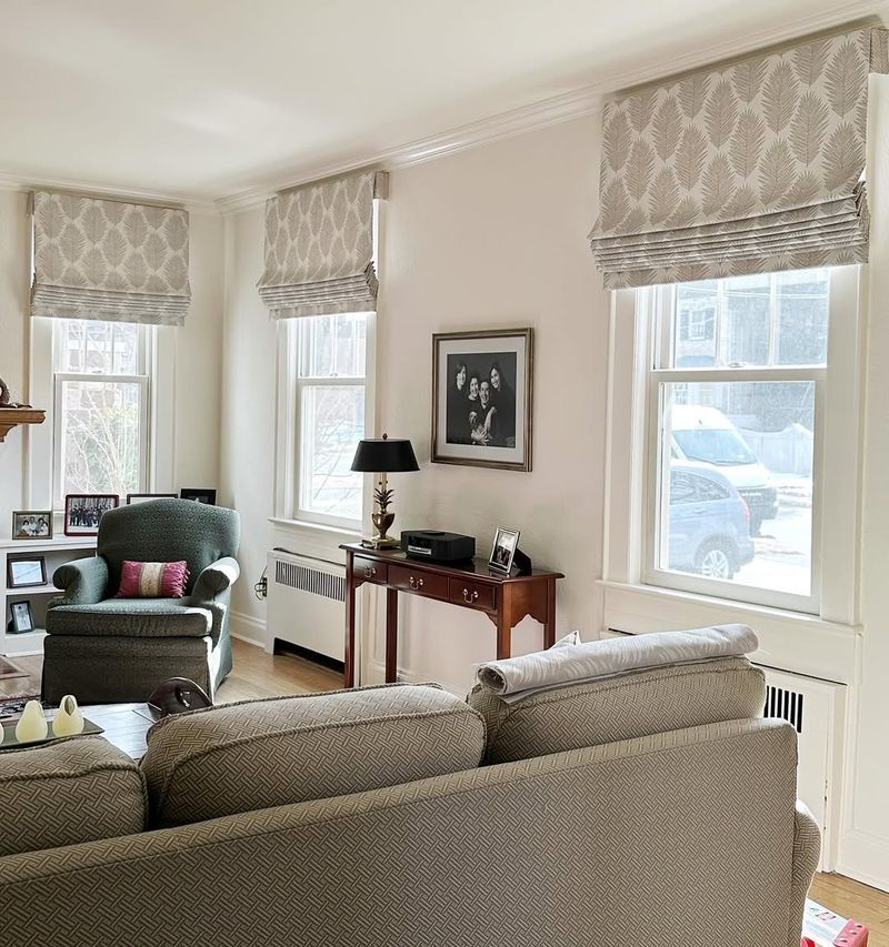 Old-fashioned Window Treatments