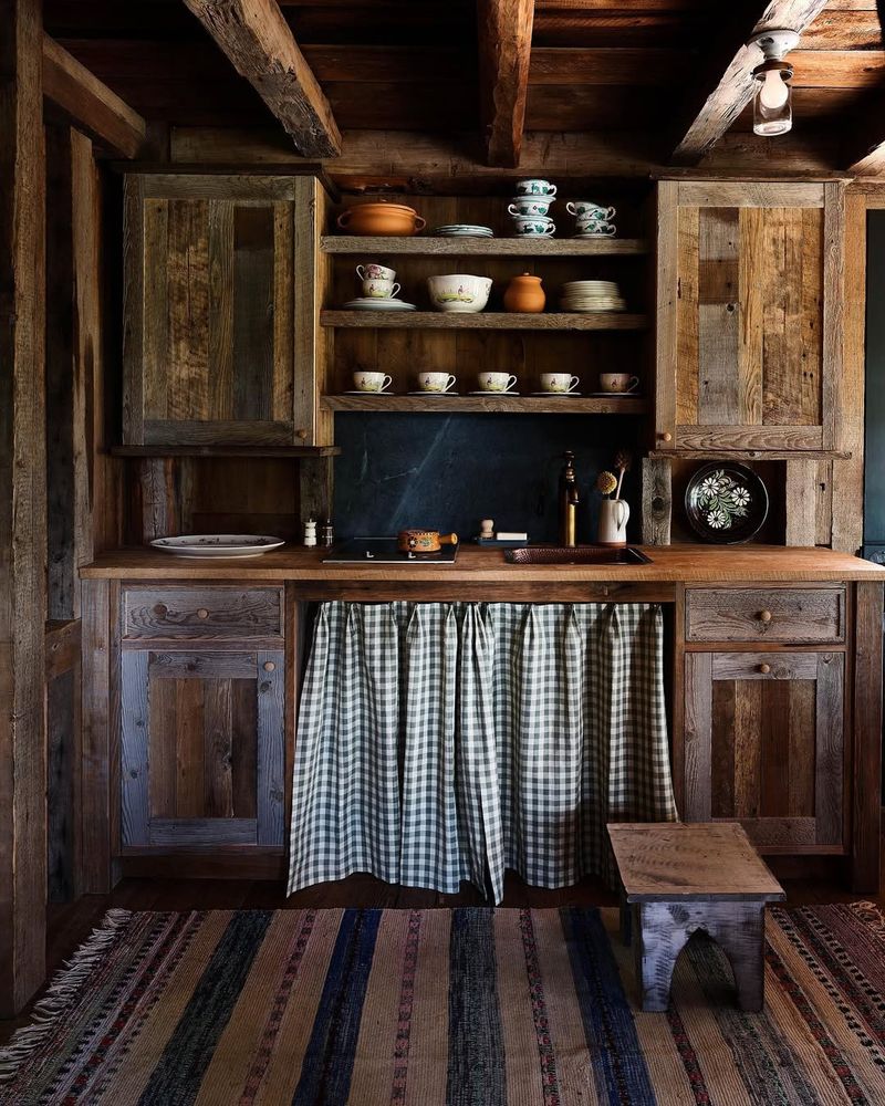 Rustic Kitchen Elements