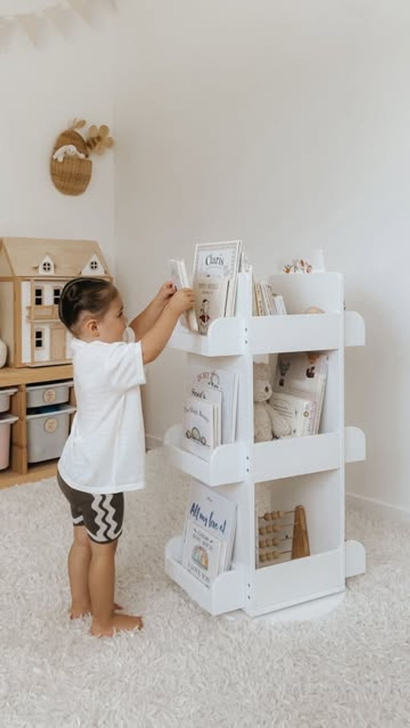 Kids' Room Shelving