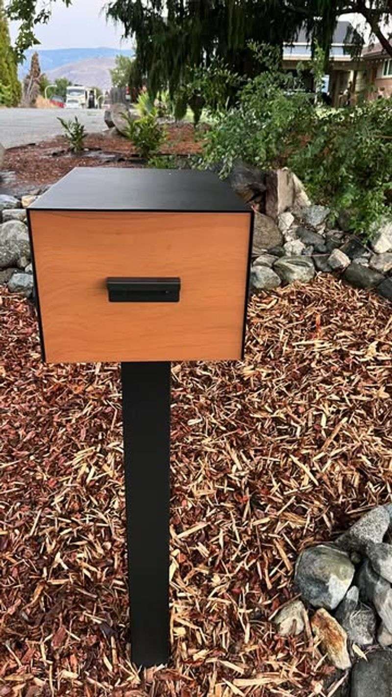 Mailbox