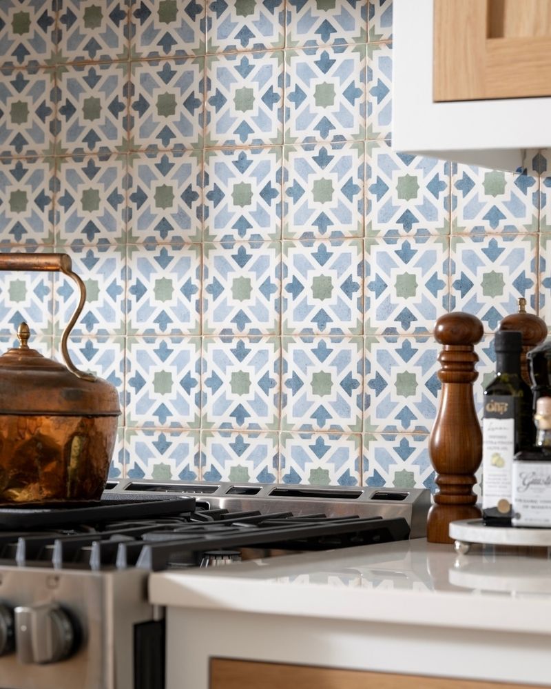 Geometric Patterned Paint