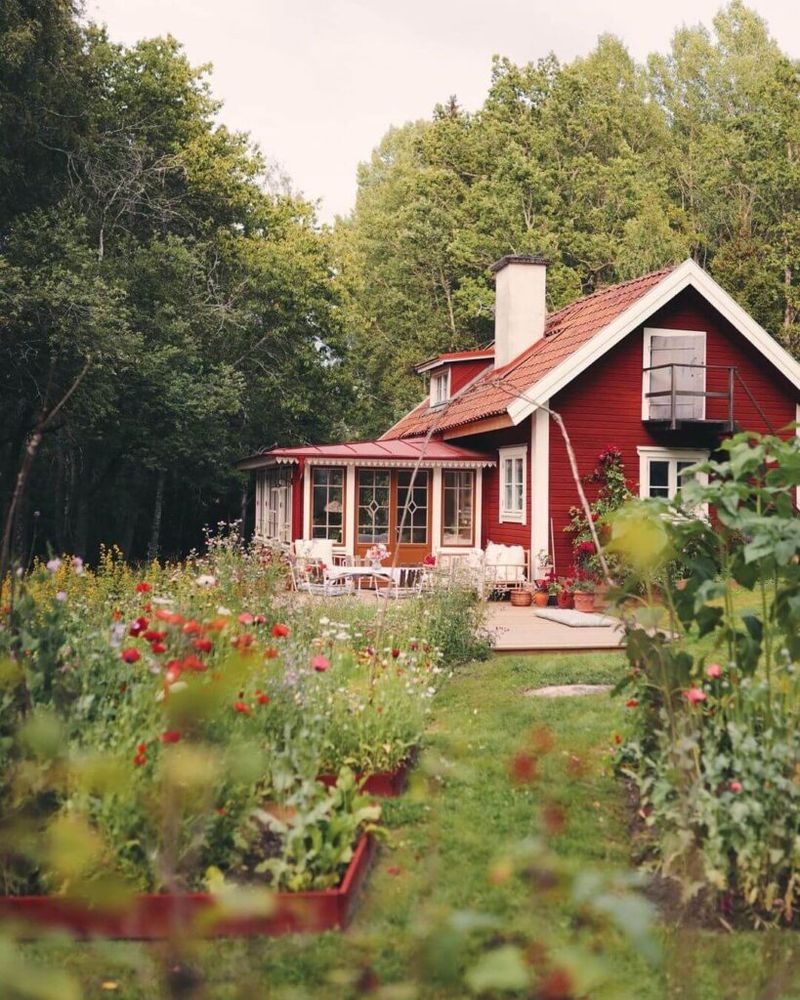 Wildflower Meadow Cabin