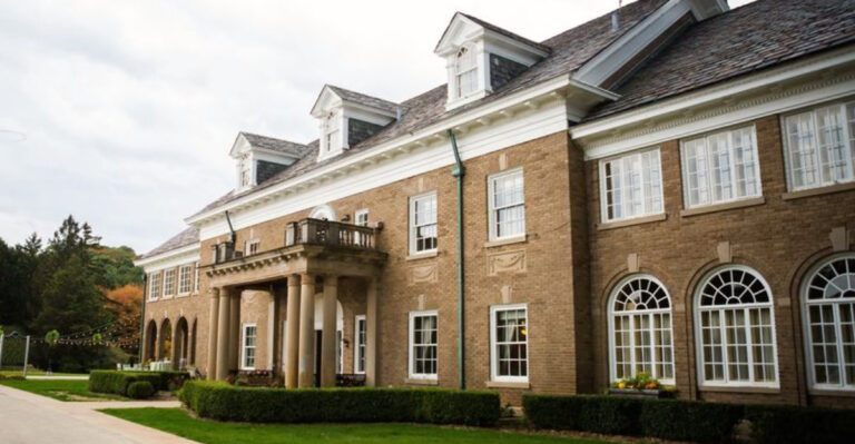 Michigan’s 21 Oldest & Most Historic Mansions You Need To See At Least Once
