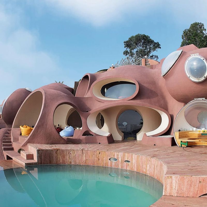 The Bubble Palace, France