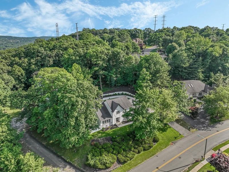 Cedar Grove Estate