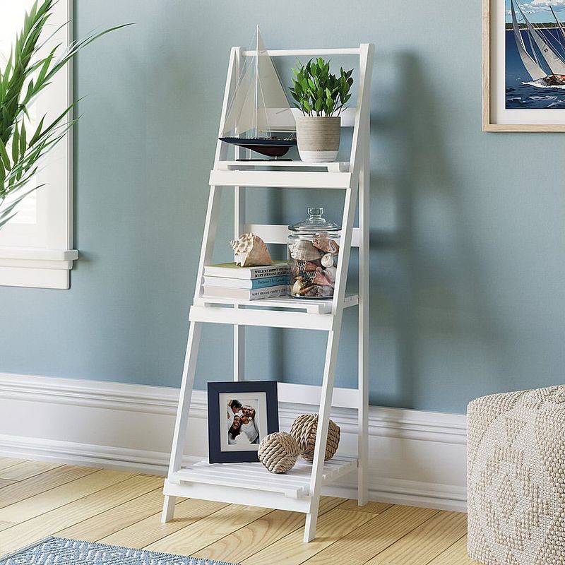Ladder Shelves: Chic and Functional