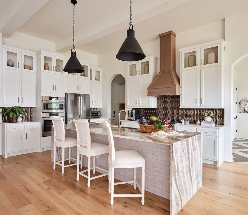 Creamy White Kitchen