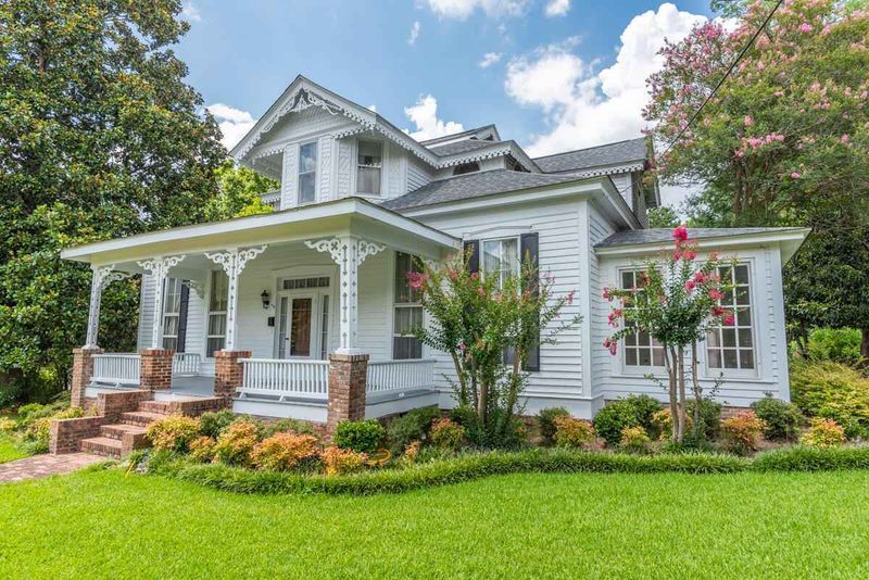 Classic Farmhouse in Starkville