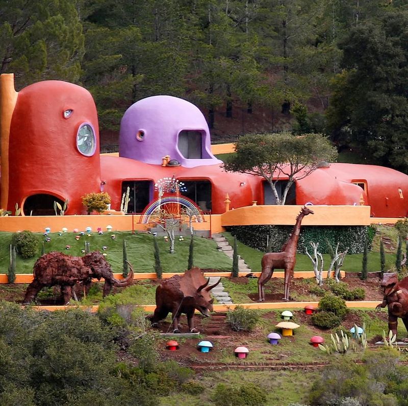 The Flintstone House, California