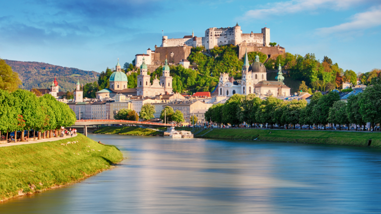 36 Striking Castles Set On Great Rivers