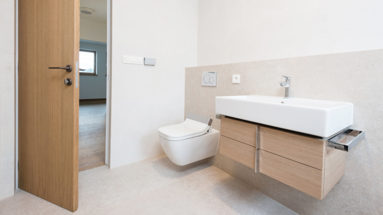 25 Decorating Mistakes Everyone Makes With Their Half Bath