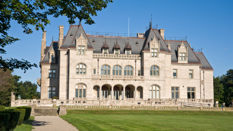 20 Of The Most Magnificent Victorian-Style Mansions Ever Built by Some Of The Richest Families In American History