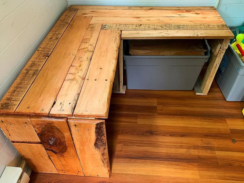 Pallet Desk