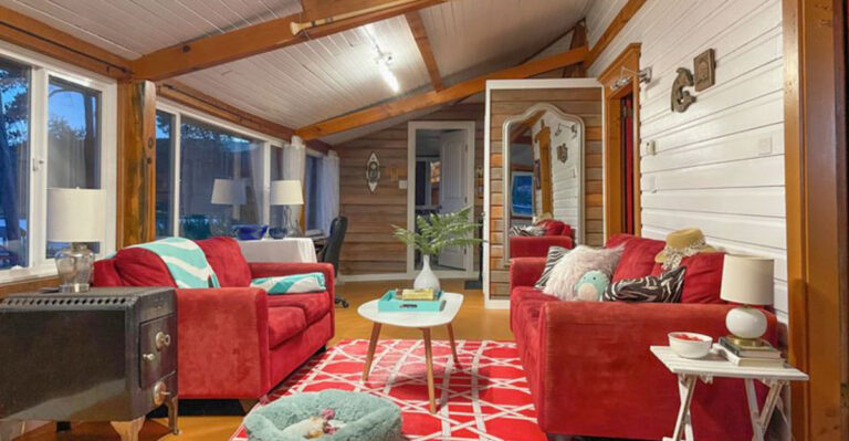 10 Mistakes You Should Avoid When Decorating A Cozy Living Room And 5 Things To Do Instead