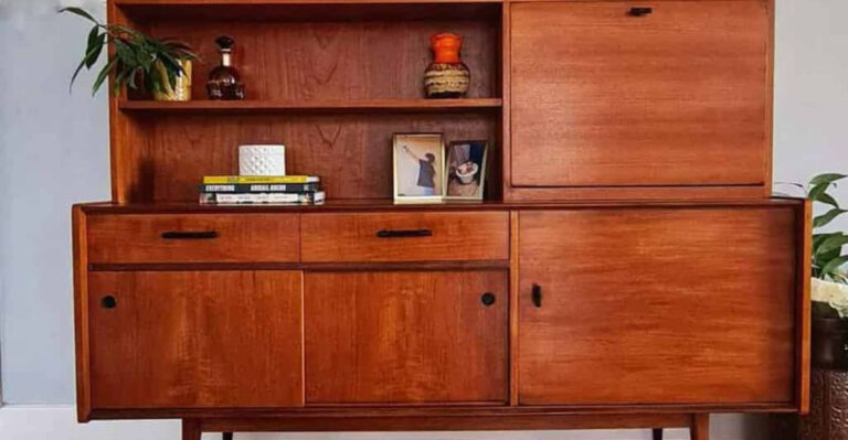 10 Things In Your Home You’ll Regret Throwing Out In 10 Years And 5 Things You Never Will