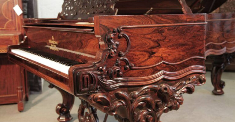 15 Antiques That Are Practically Priceless Nowadays (And 5 Extra Ones That You Wouldn’t Expect)