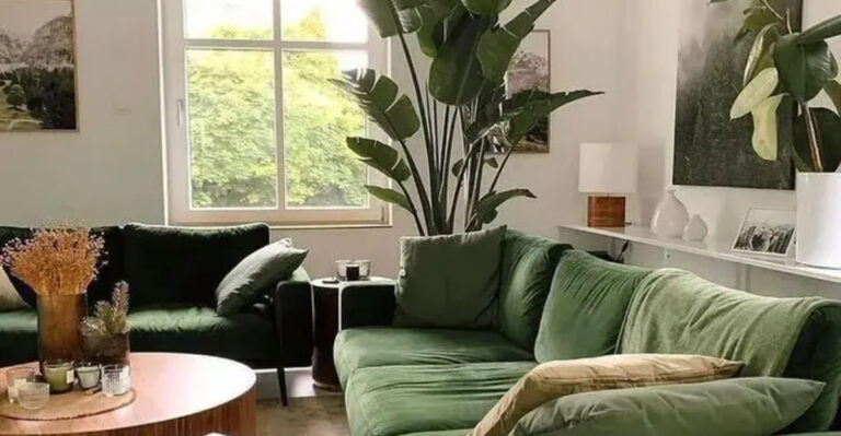 15 Green and Beige Living Rooms That Are Unexpectedly Gorgeous