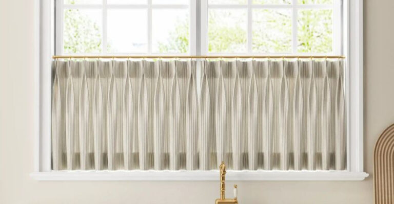 15 Reasons Why We Brought Cafe Curtains Back To Life