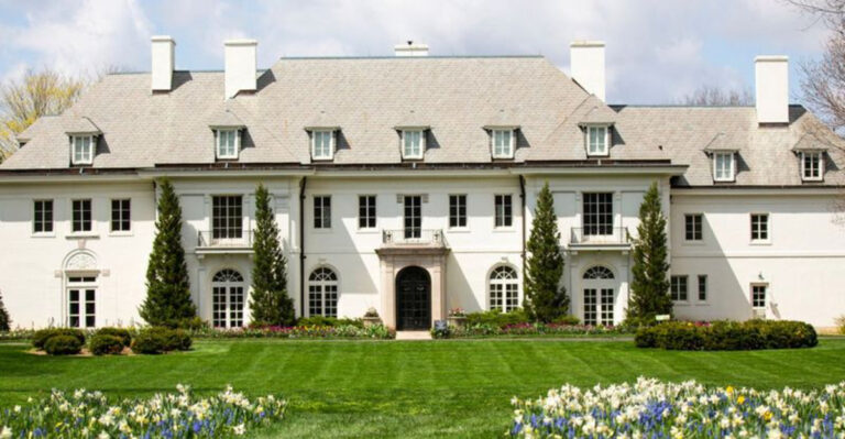 17 Indiana Homes That Belong In A Period Drama