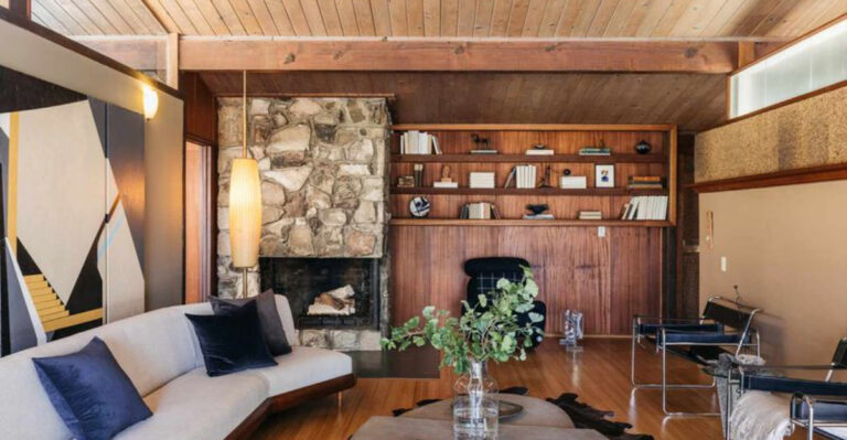 18 Living Room Features You Thought Were Gone For Good But Are Back