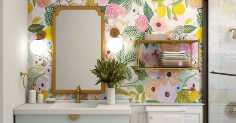 19 Ways Designers Are Moving Away From All-White Bathrooms