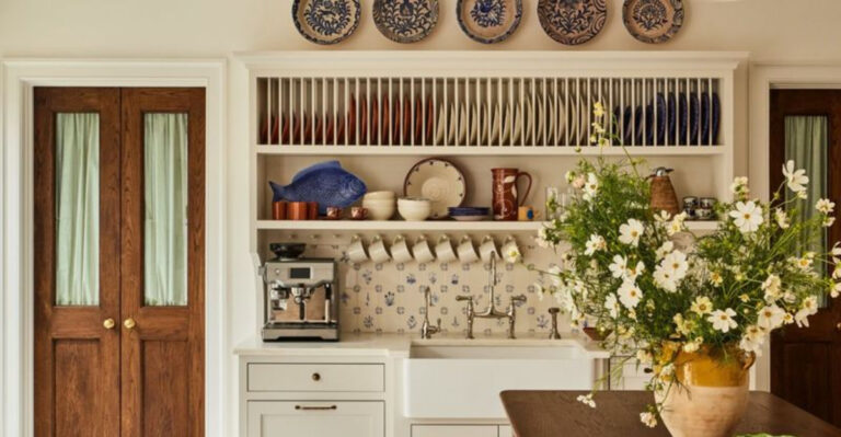 20 French Country Decor Ideas For Every Room