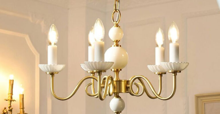 26 Foyer Chandeliers That Define Unparalleled Elegance