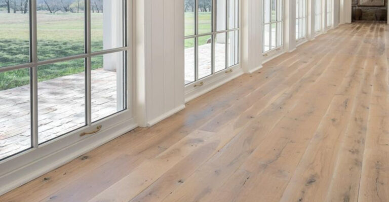 28 Farmhouse Flooring Options That Combine Functionality and Rustic Charm