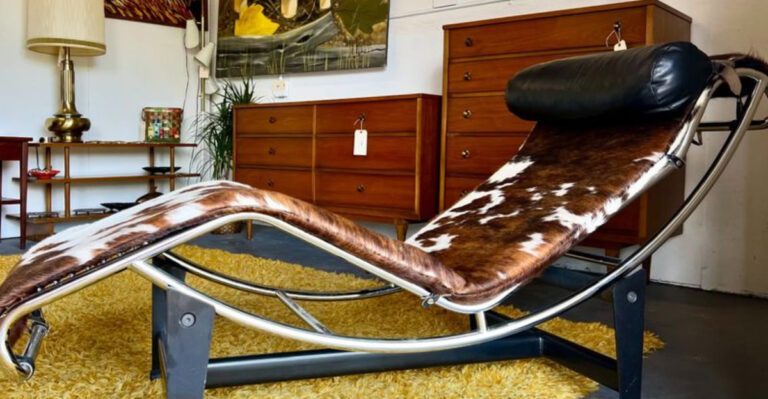 32 Art Deco Furniture That Still Wows Collectors Today