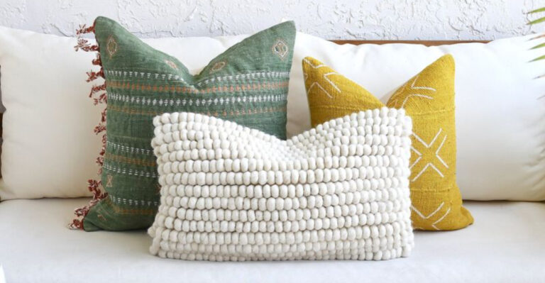 8 Throw Pillow Combos That Designers Always Use And 7 They Always Skip