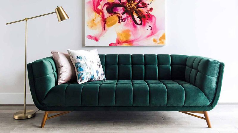Emerald Green – A Jewel in Any Room