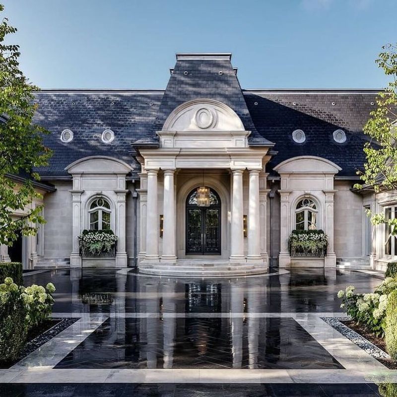 Drake's Toronto Mansion