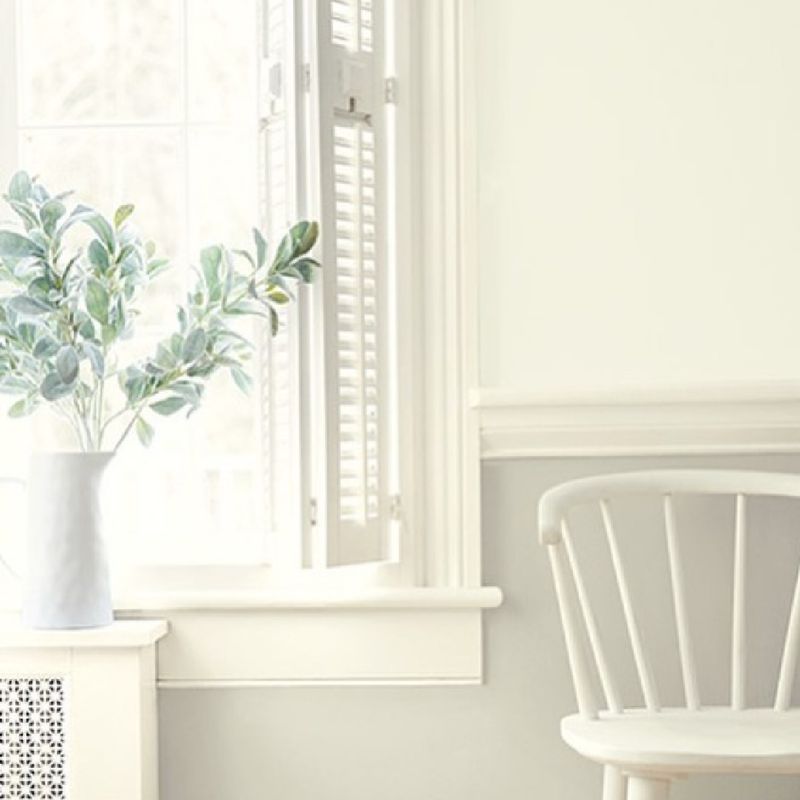 Decorator’s White – Benjamin Moore