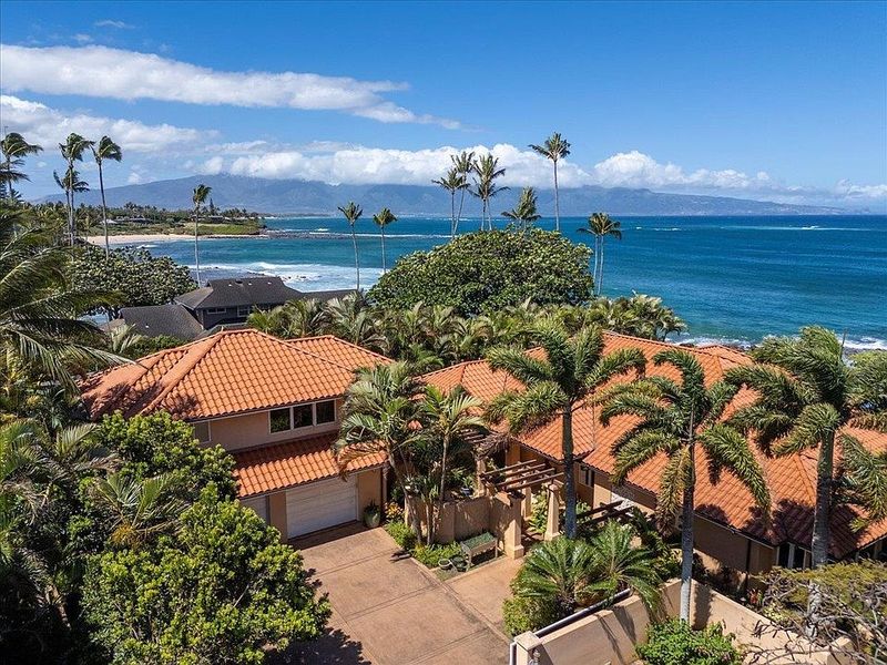 21 Kaulua Place – Maui