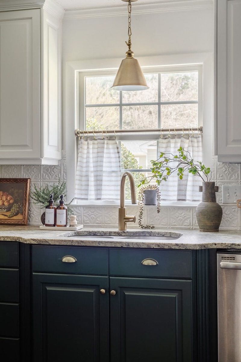 Softens Harsh Window Frames