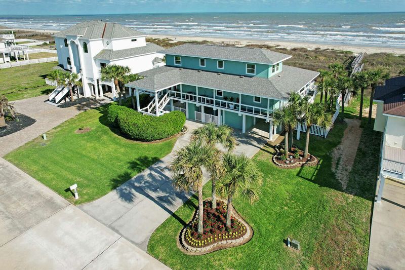 Galveston's Beachfront Fortress