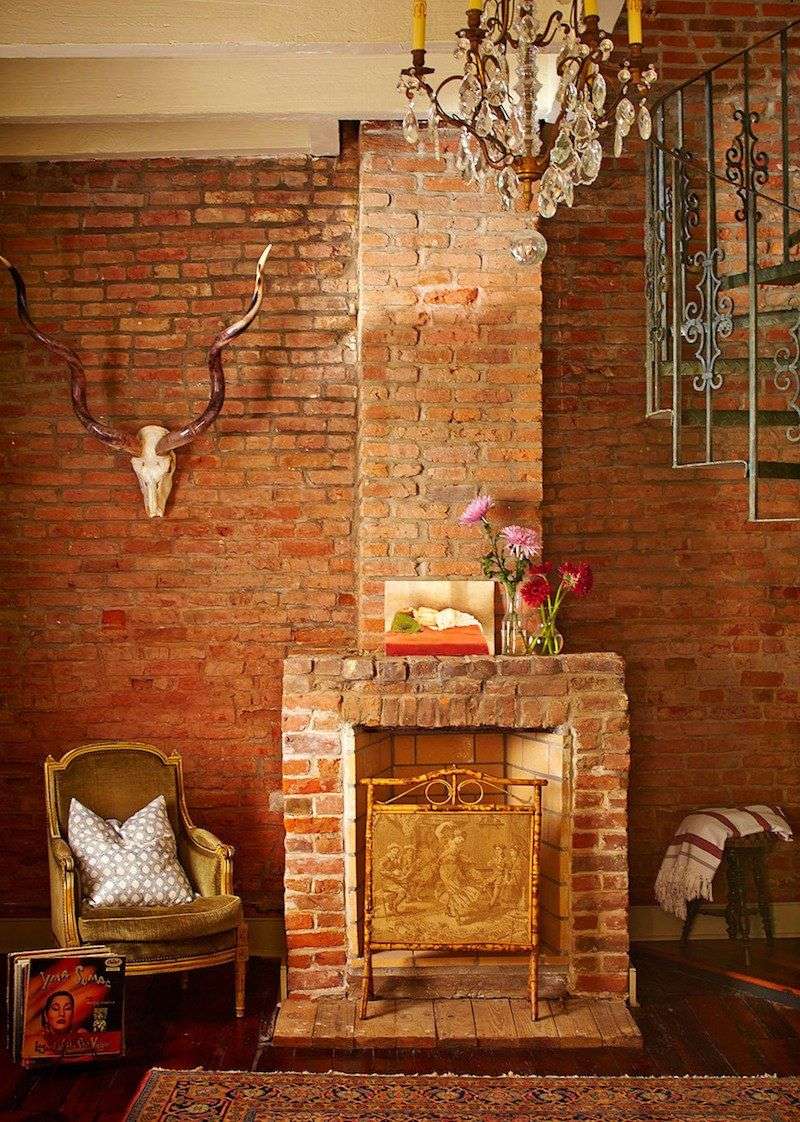 The Non-Functional, Yet Very Attractive, Brick Wall