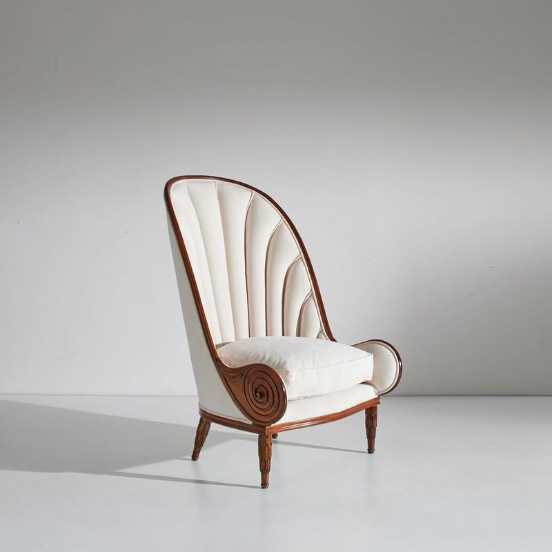 Paul Iribe's Shell Chair