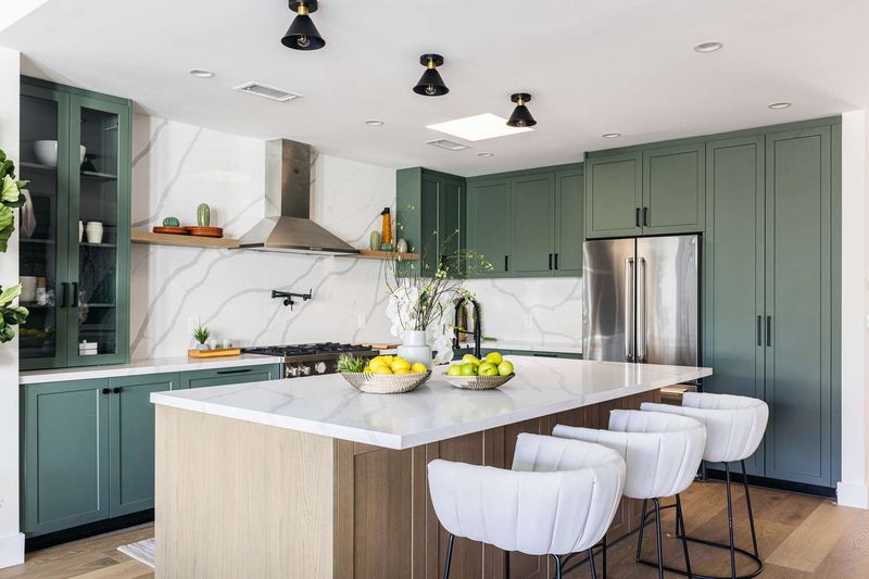 Kitchen Islands